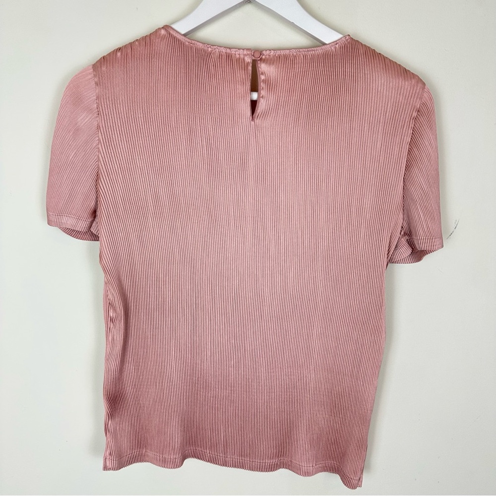 The Reset R Label Plisse Top - Picture 8 of 10